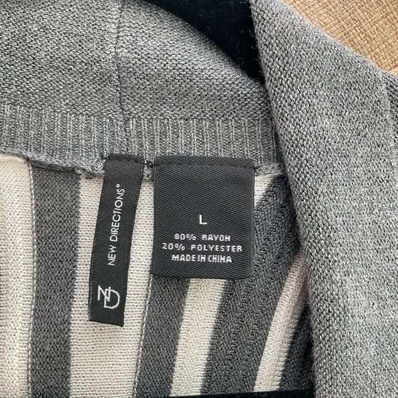 New Directions Cardigan - Picture 3 of 4